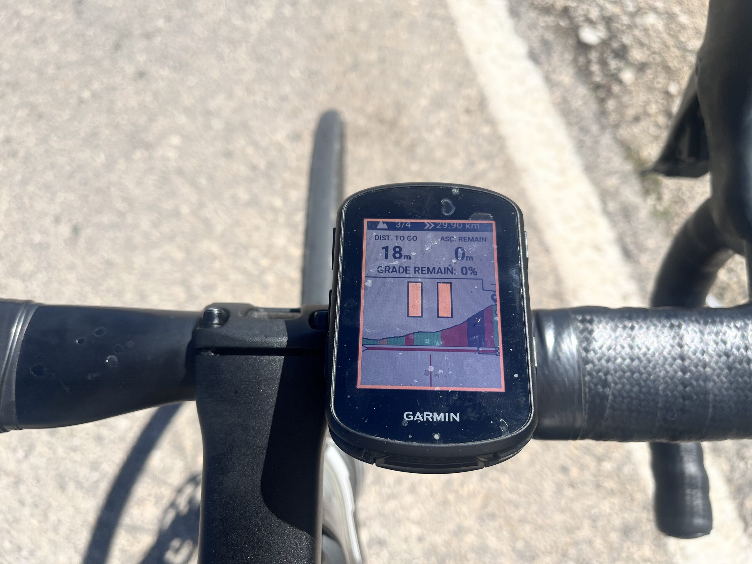 Picture of a Garmin showing a steep ascent with red and black segments.